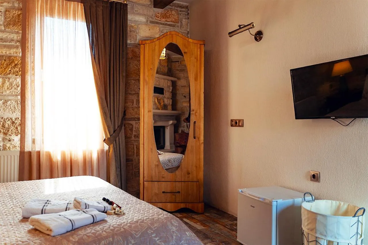 Sinem Hanim Konagi Boutique Hotel Yenifoca 0*,